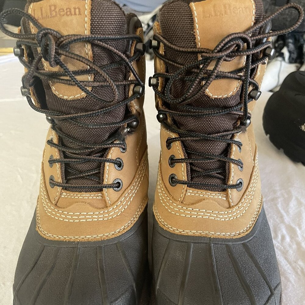 L.L. Bean Bean Boots Women’s Size 6 Tan/Navy 8″ Waterproof Outdoor Boots